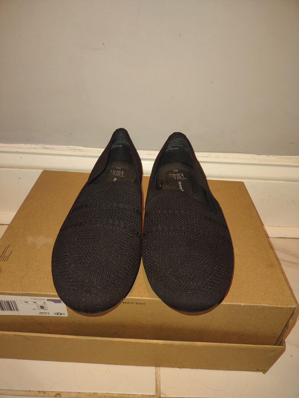 Time & Tru Women’s Black Knit Slip-On Shoes Size 10
